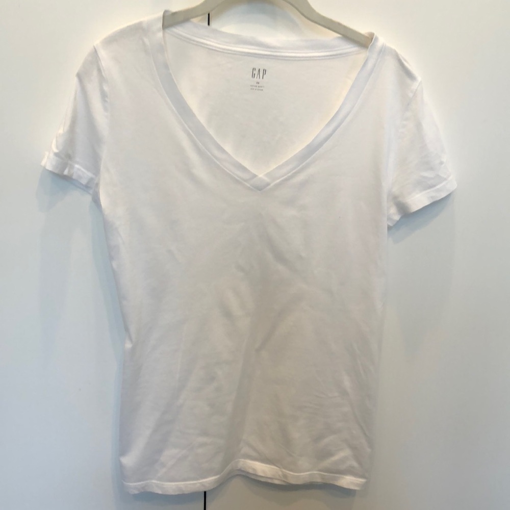 White V-neck shirt sleeve t-shirt from GAP.  Rarely worn. NO STAINS!